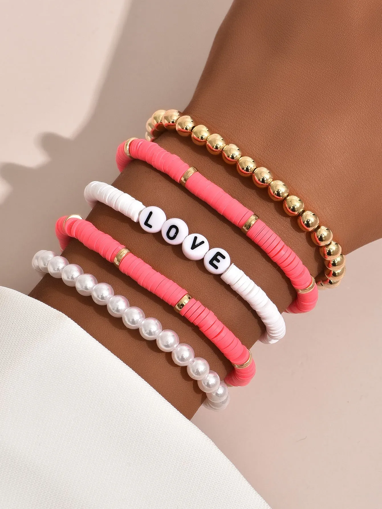 5pcs Faux Pearl Detail Coral White Love Letter Beaded Bracelet Women Bracelet