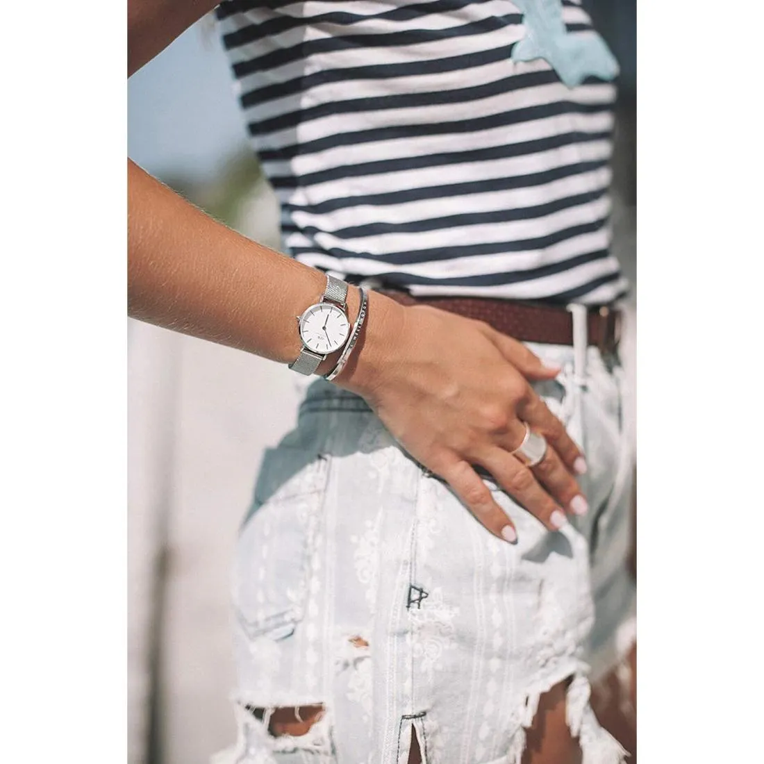 Daniel Wellington White Dial Women Analogue Watch - DW00100220