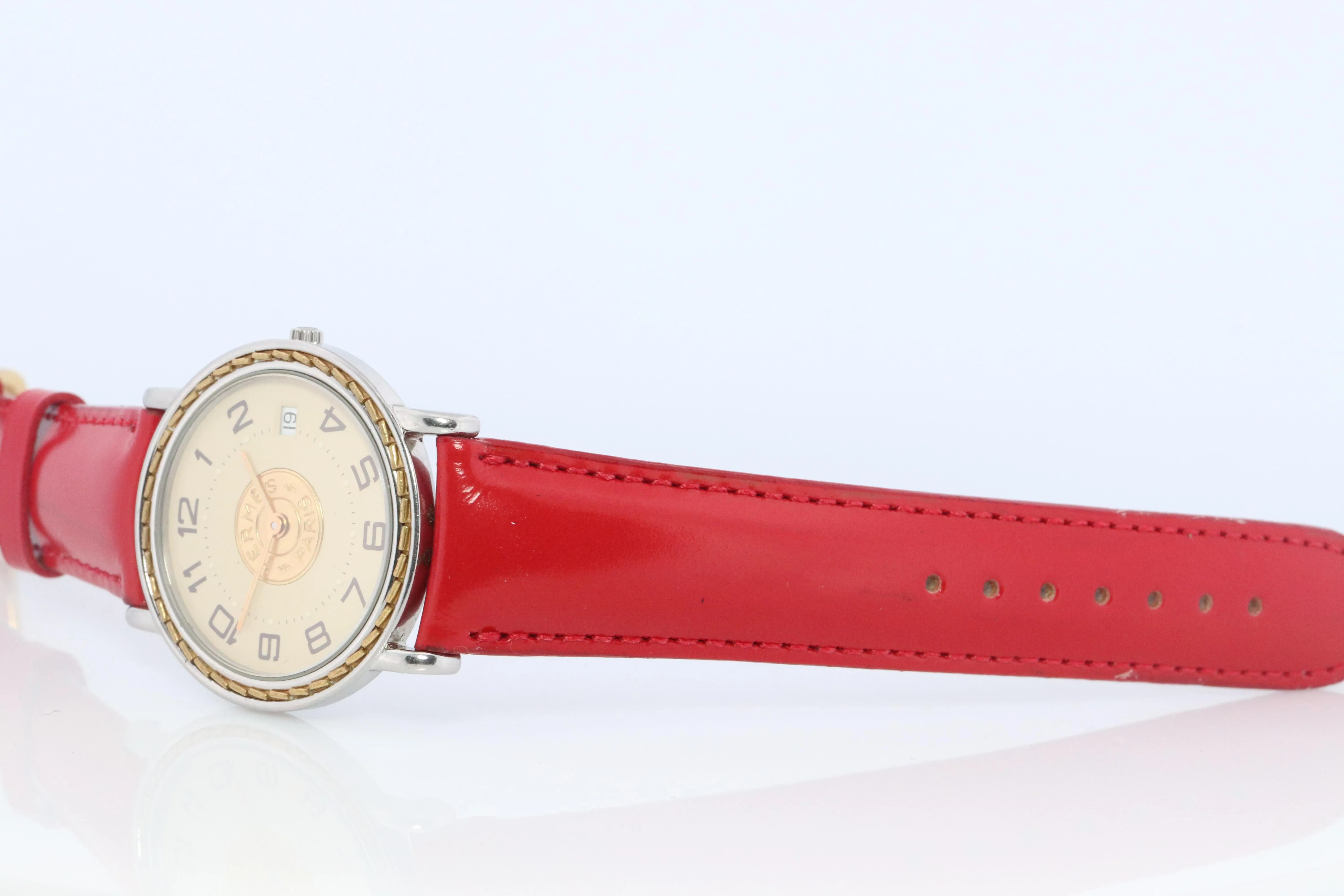 Genuine HERMES Sellier 32mm Round SS and 18k Quartz Watch White Dial.