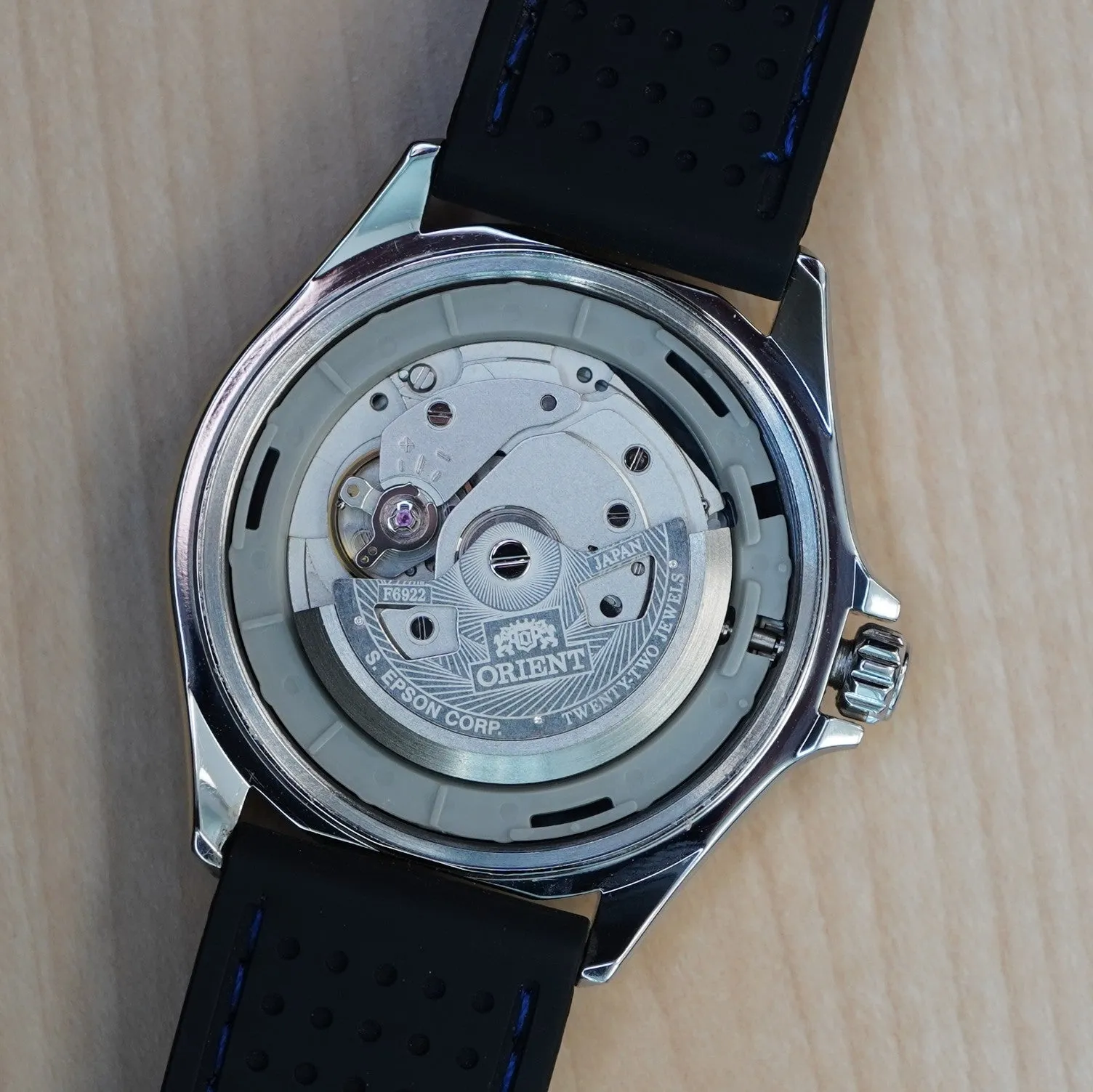 ORIENT Automatic Diver Watch Day/Date ALL ORIGINAL F692-UAV0 - Including Original Bracelet & Double Box