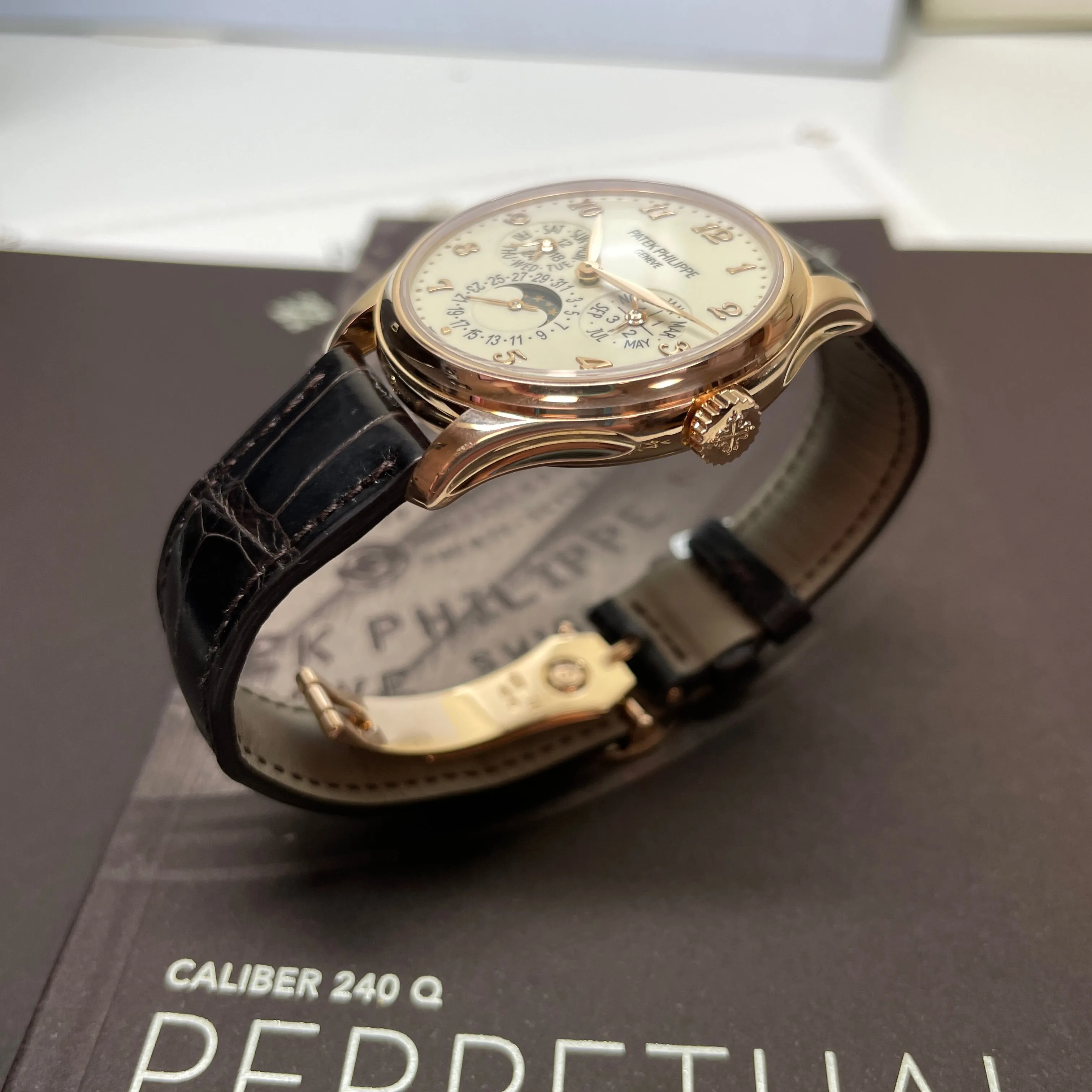Pre-owned Patek Philippe Perpetual Calendar 39mm Rose Gold Ref. 5327R-001