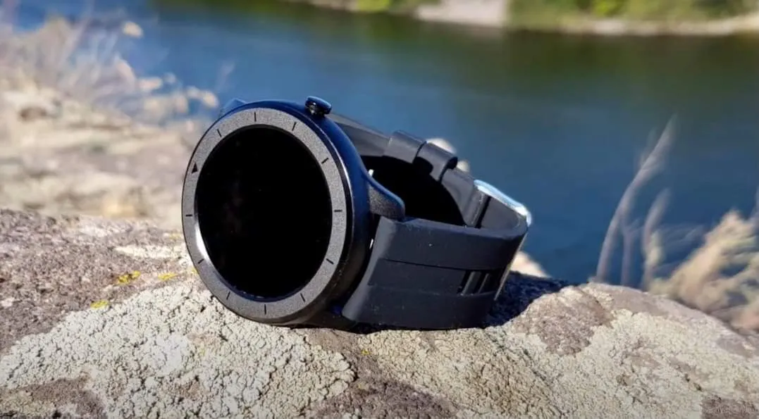 Smart Watch & Fitness Tracker - T6