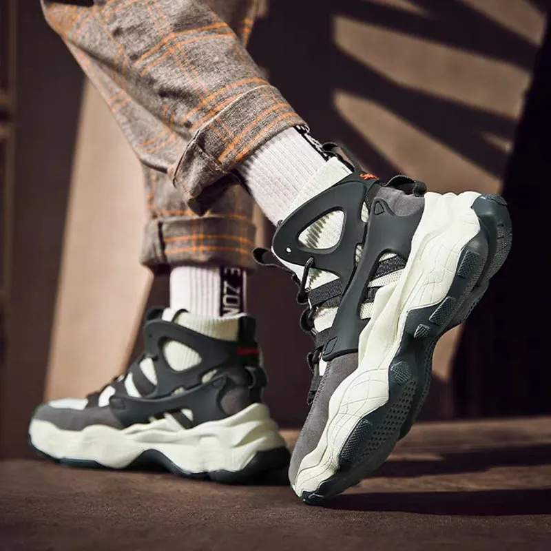 Tracker Sneaker