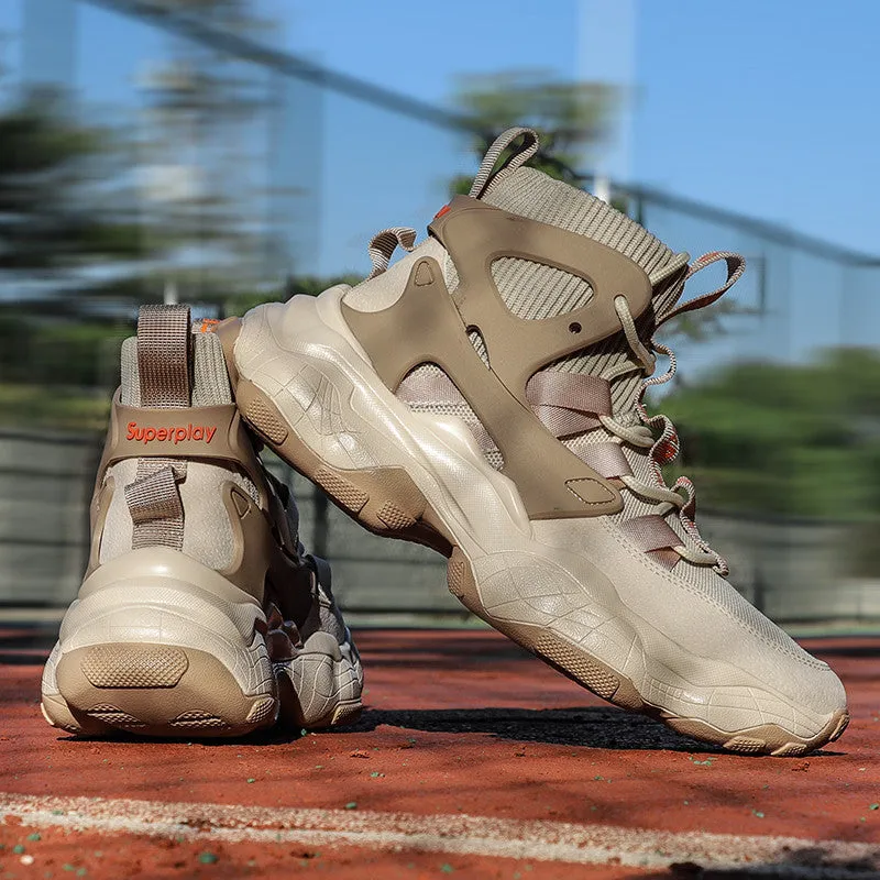Tracker Sneaker