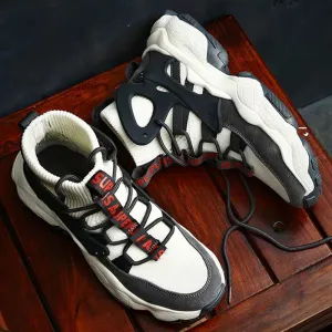 Tracker Sneaker