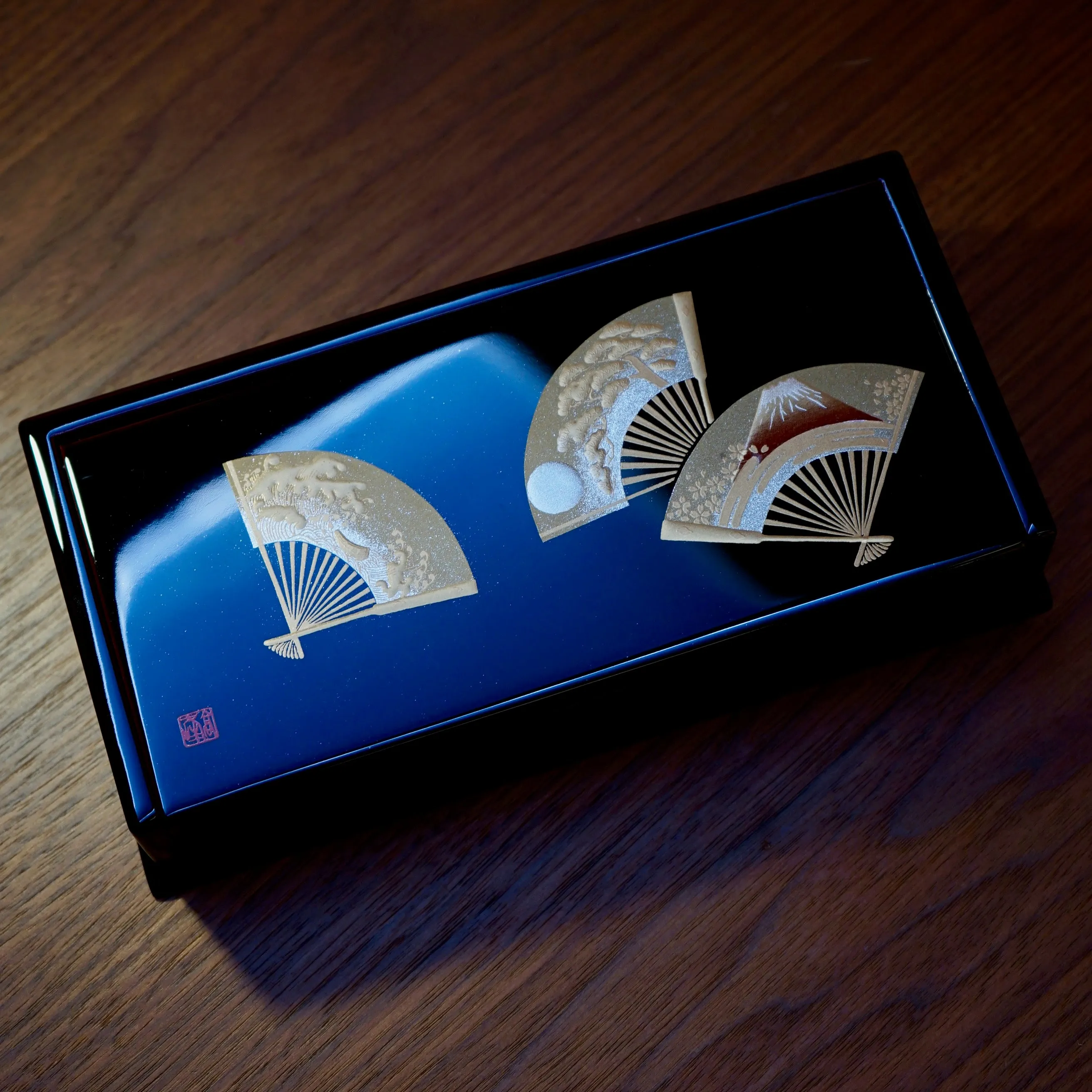 Urushi Stationary Case