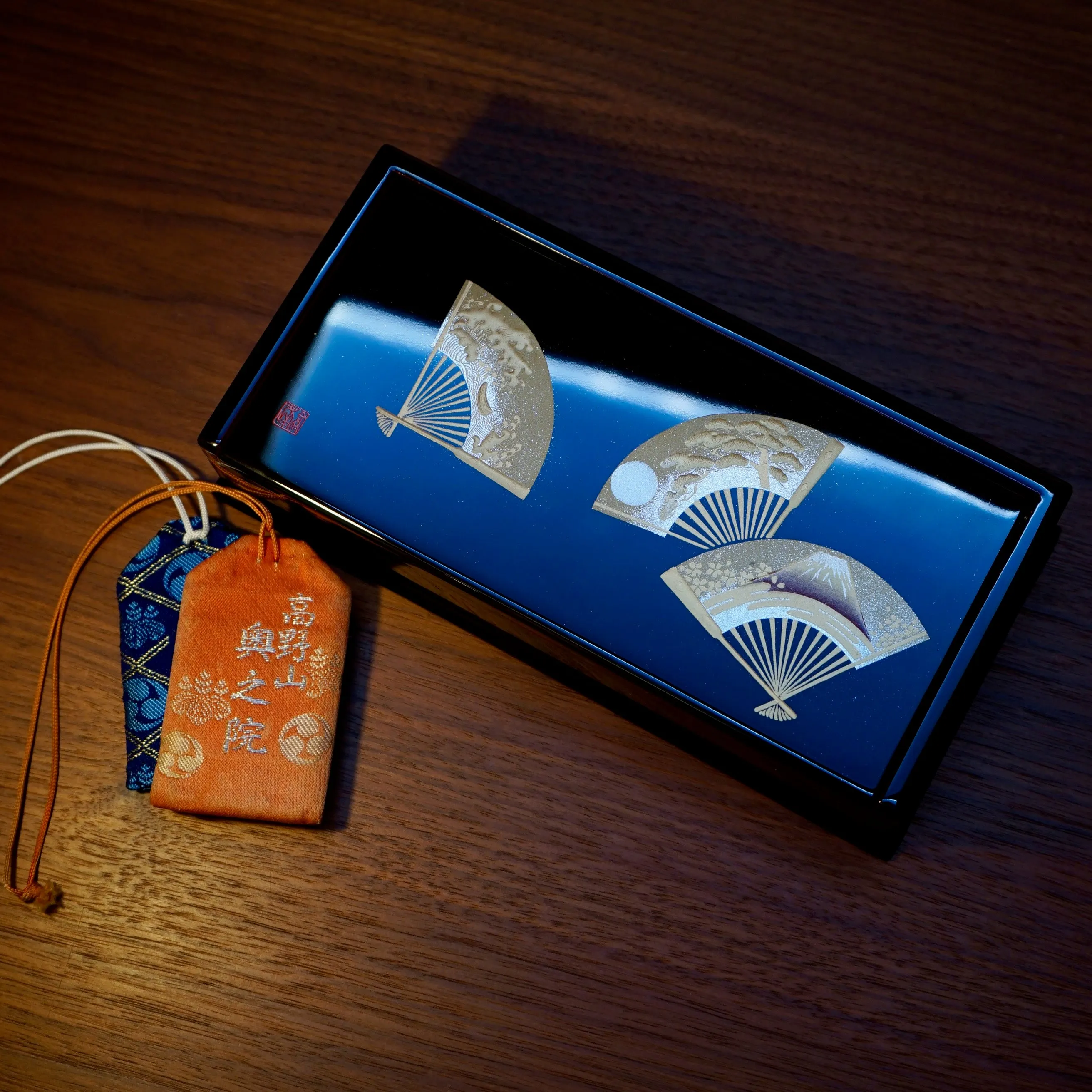 Urushi Stationary Case