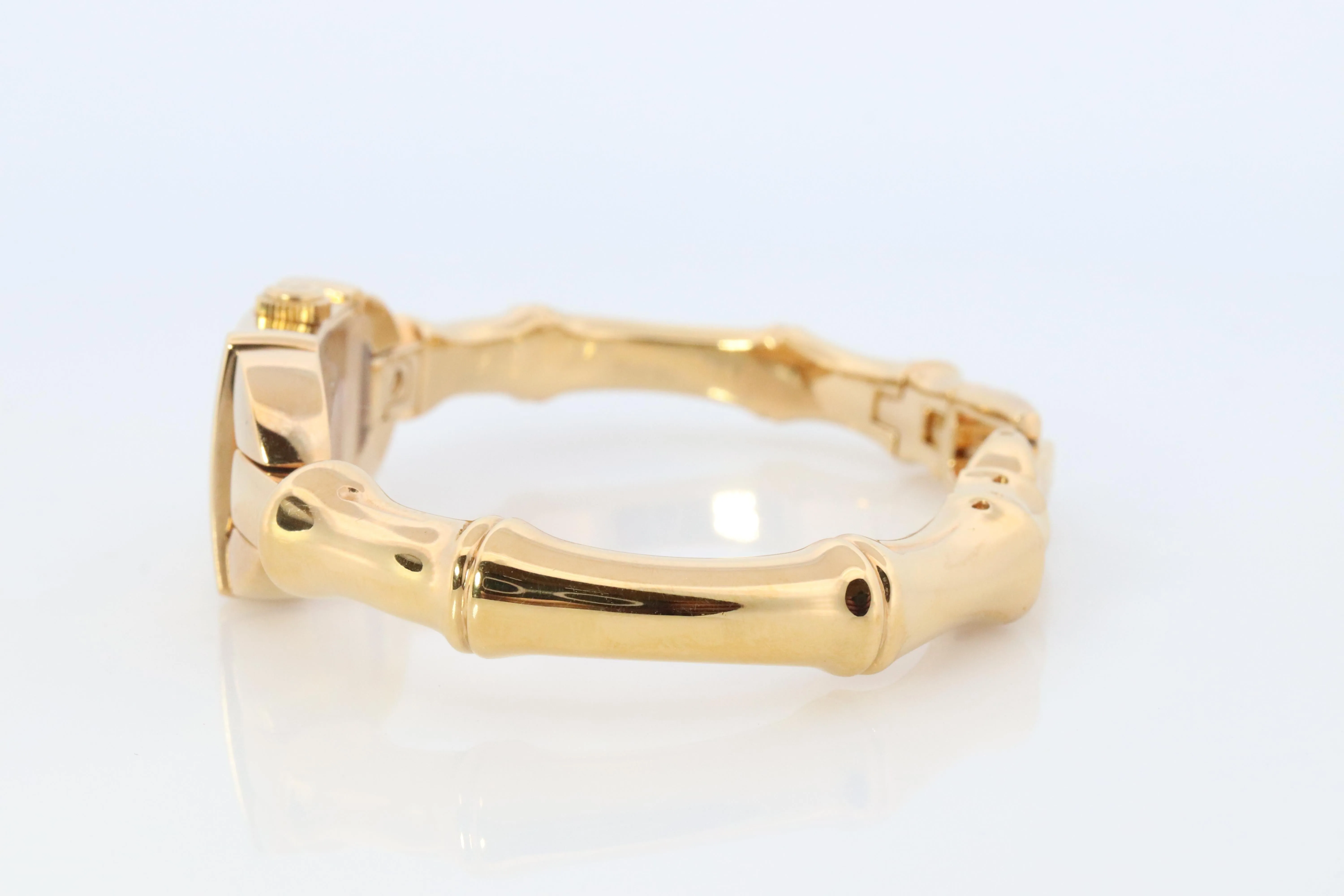 Vintage GUCCI Bangle 6800L Watch Gucci Ladies Bangle Gold Tone Bamboo Wristwatch