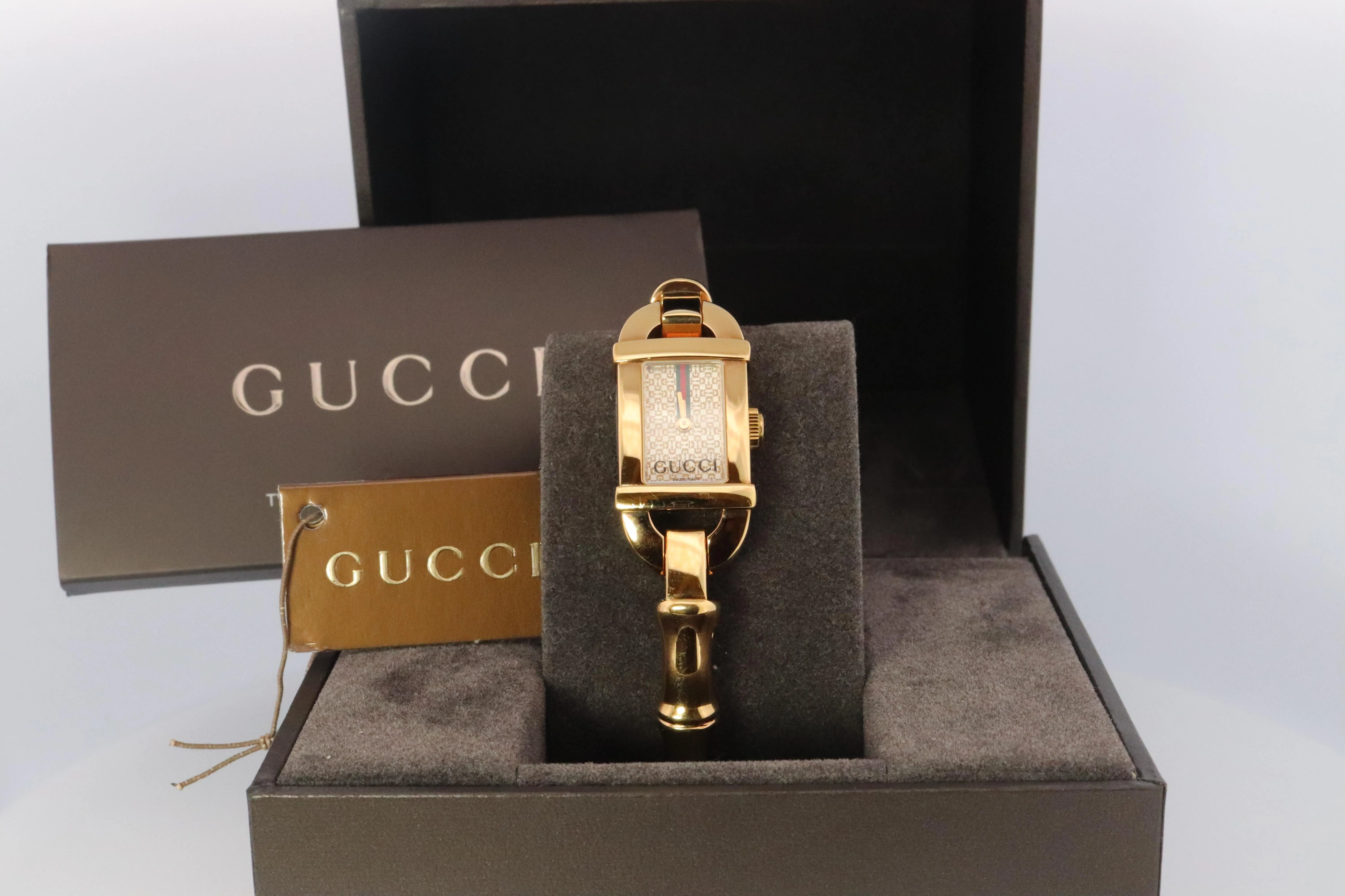 Vintage GUCCI Bangle 6800L Watch Gucci Ladies Bangle Gold Tone Bamboo Wristwatch